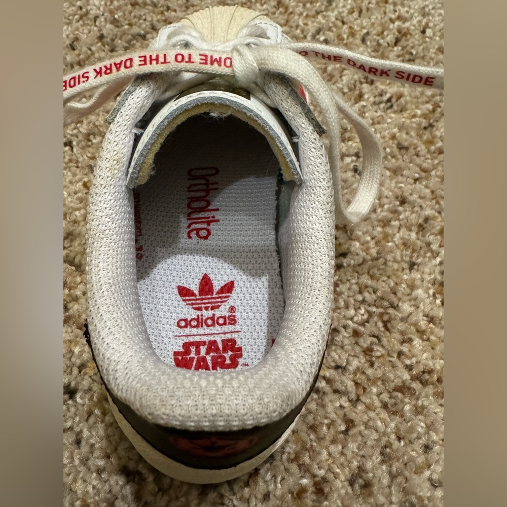 EUC/VGUC Size 9 Adidas Superstar Shoes w/ a Star Wars Design - Picture 10 of 16